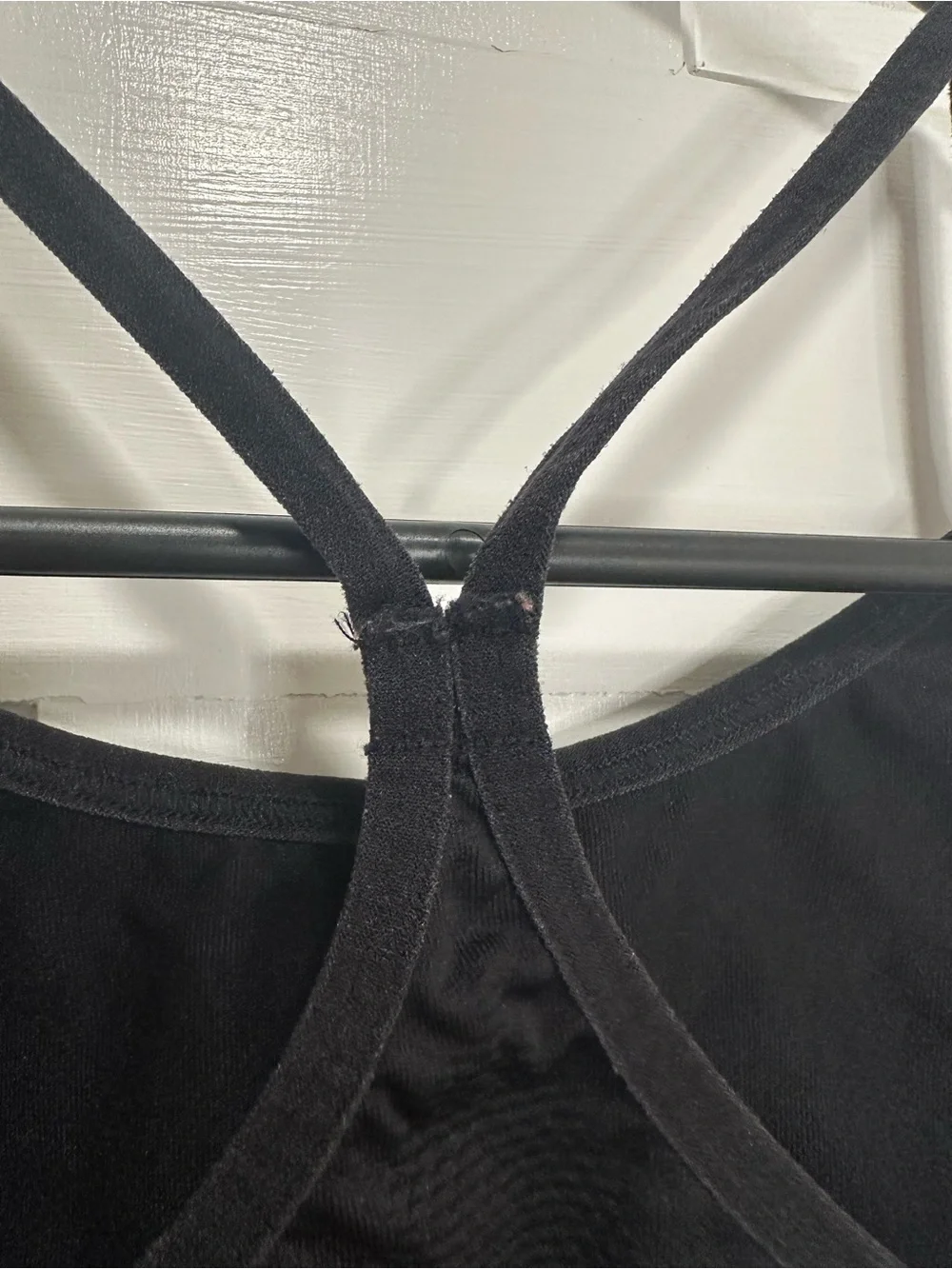 Barely There Y-Back Sports Bra in Black Girls Size XL Activewear